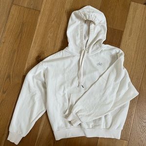 alo accolade hoodie